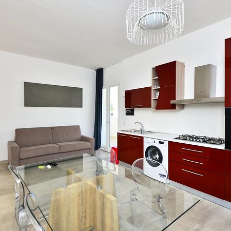 Damavi Suite 3 Torre dell'Orso Luaran gambar