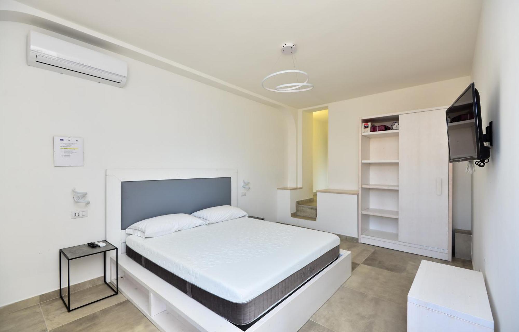 Damavi Suite 3 Torre dell'Orso Luaran gambar